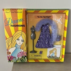 Dawn Fashions in the Spotlight